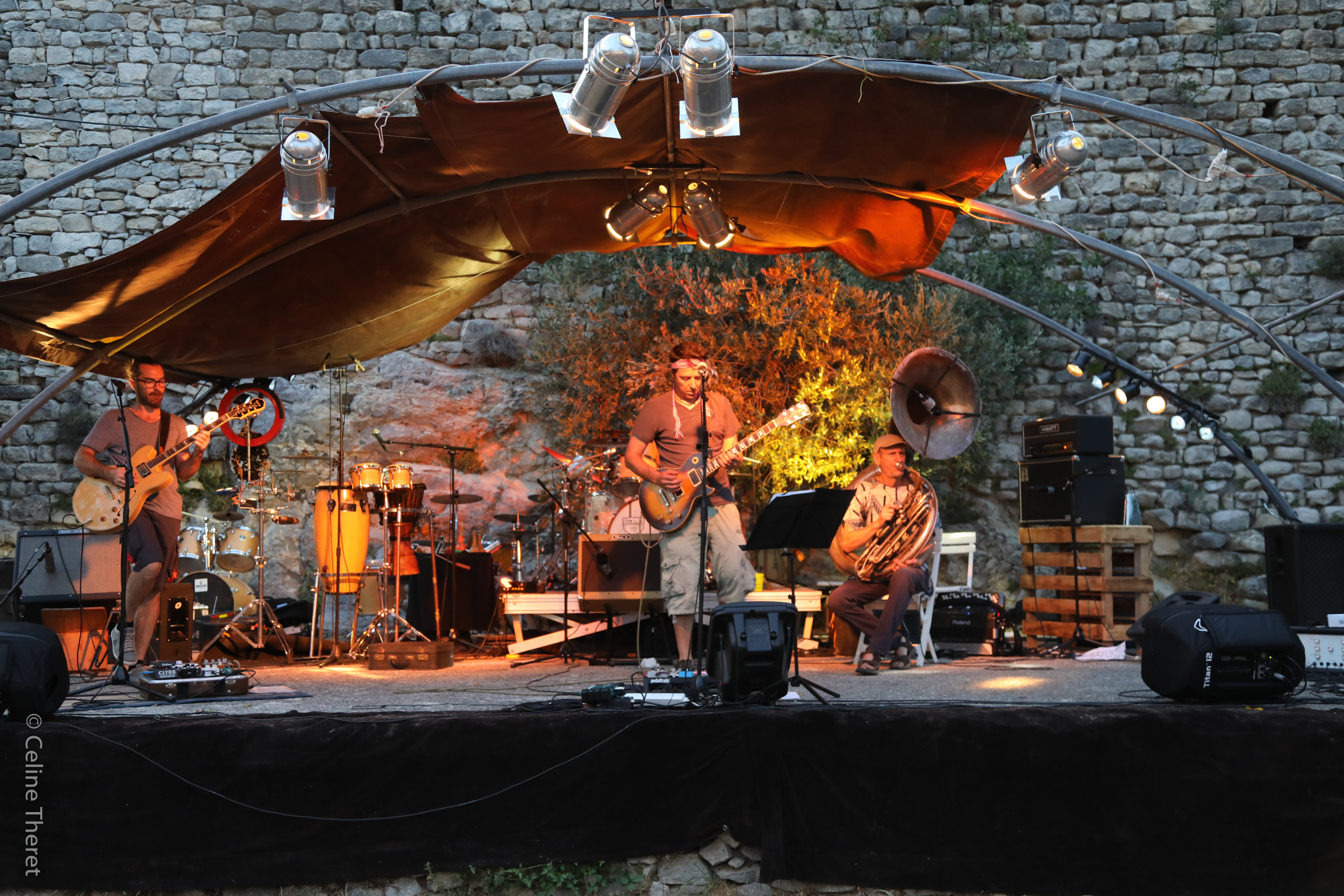 Cliquez pour agrandir funky_01